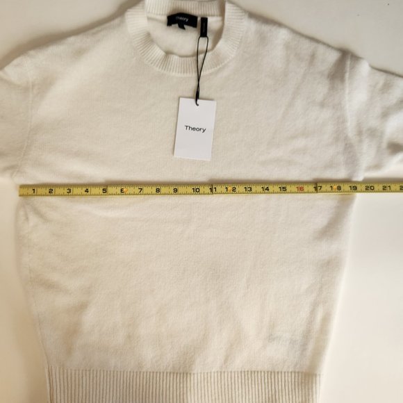 THEORY Feather Cashmere Easy Pull Over Sweater, Petite - Picture 13 of 13
